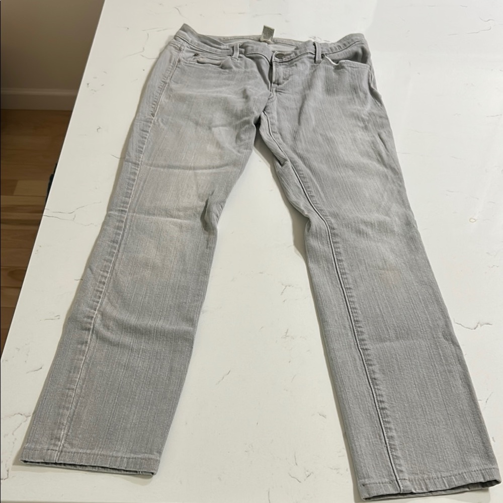 Abercrombie & Fitch Light Gray Denim Jeans size 4